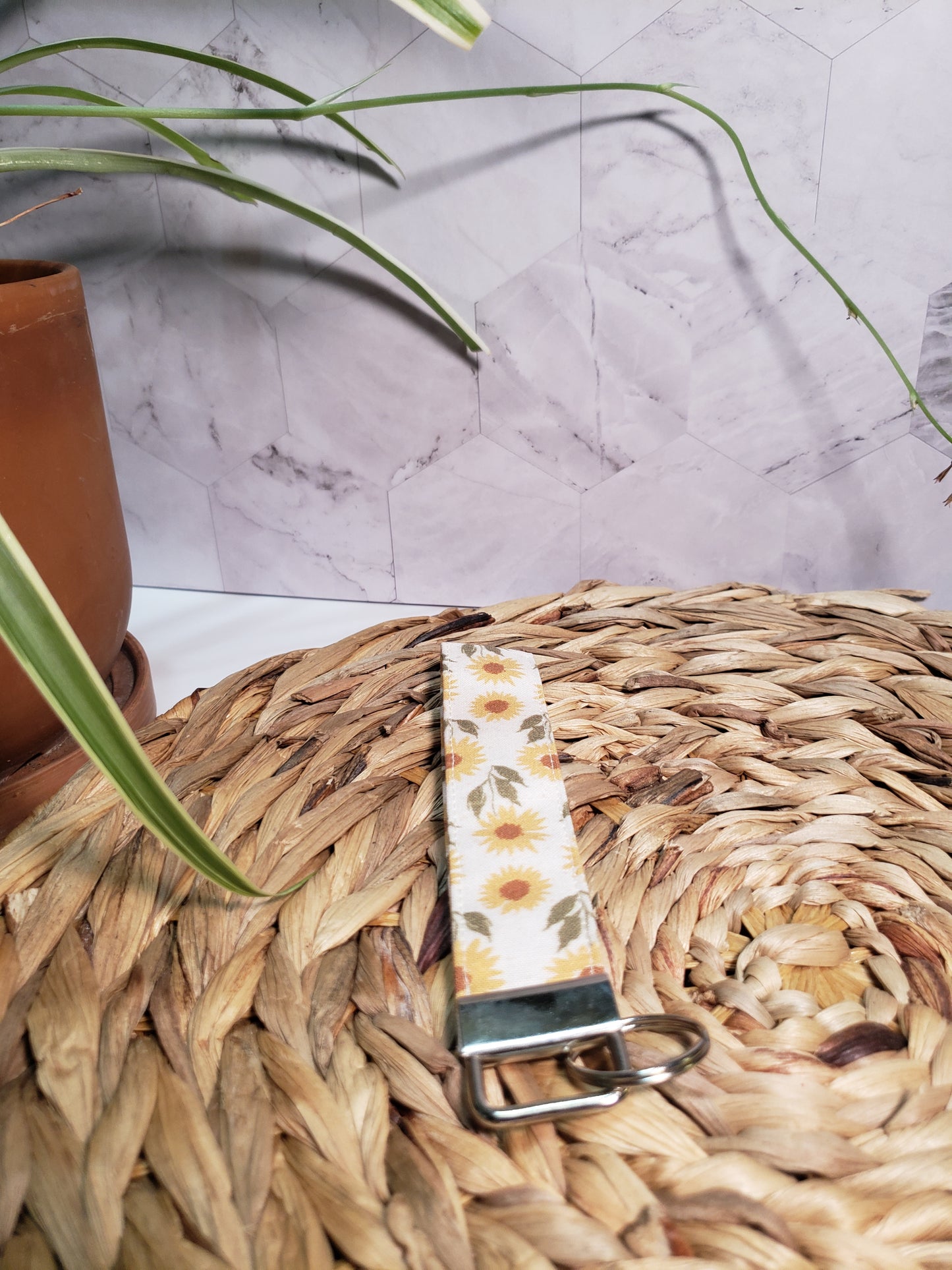 Vintage Sunflower Wristlet