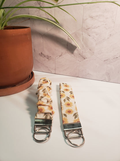 Vintage Sunflower Scrunchie Wristlet